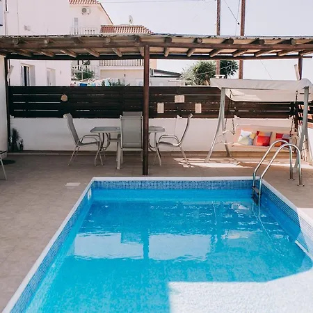 Charming Homestay With Pool Quarto em Acomodações Particulares Sotira (Famagusta)